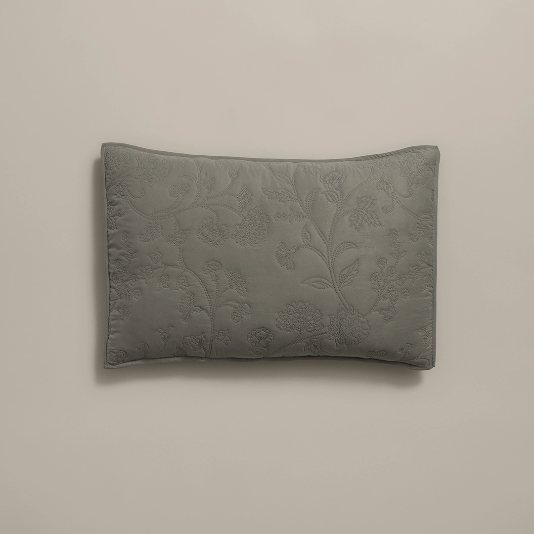 بيت مخدة ميكرو ٢ قطعة مطرز أخضر بيت مخدة ميكرو ٢ قطعة مطرز أخضر