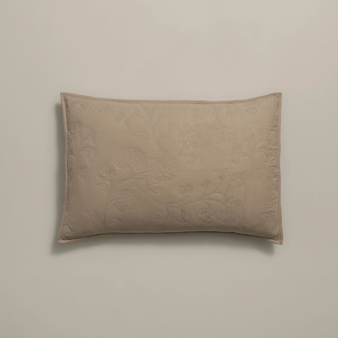 بيت مخدة ميكرو ٢ قطعة مطرز بيج غامق بيت مخدة ميكرو ٢ قطعة مطرز بيج غامق