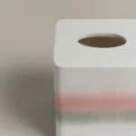 علبه مناديل بولي أوف وايت