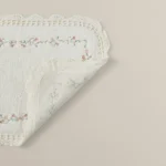 دعاسة حمام قطن مطرز بعدة مقاسات اوف وايت