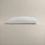 مخدة مايكروفايبر أبيض