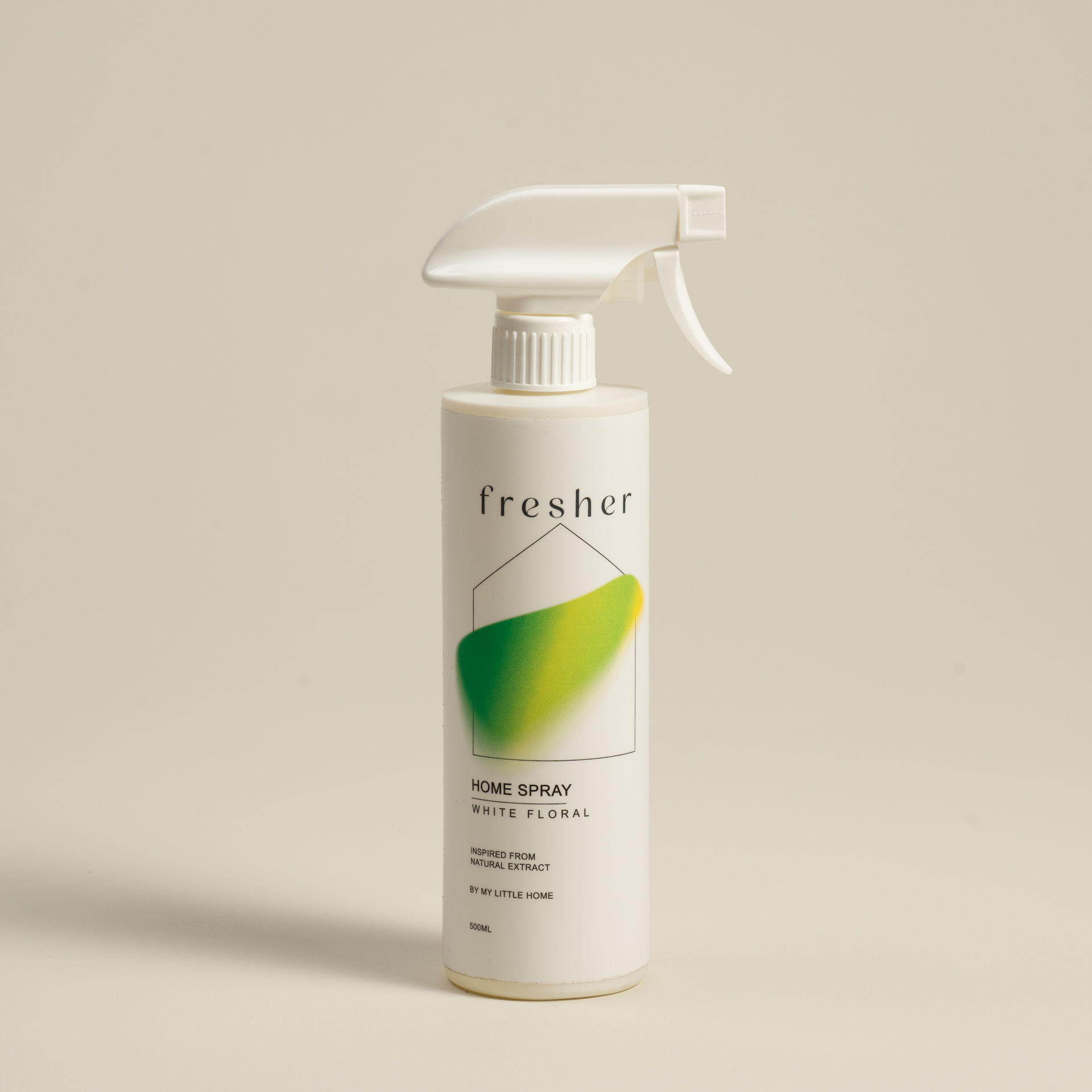 معطر جو برائحة الزهور البيضاء معطر جو برائحة الزهور البيضاء