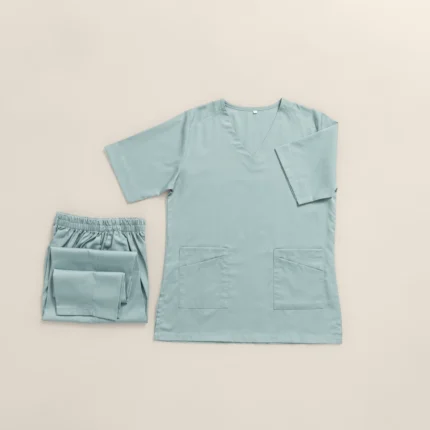 يونيفورم عاملات بعدة مقاسات أخضر