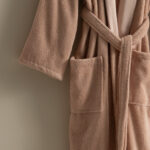 روب حمام قطن مطرز بينك