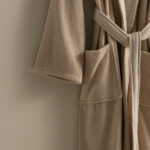 روب حمام قطن بلون بيج غامق