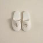 سليبر قطن مطرز مقاس ٤٠ لون أوف وايت