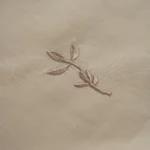 بيت لحاف قطن مطرز بيج غامق