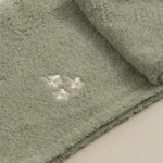 منشفة رأس قطن مطرز لون أخضر