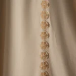 لباس صلاة مطرز بيج غامق