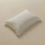 بيت مخدة قطن ٢ قطعة أوف وايت